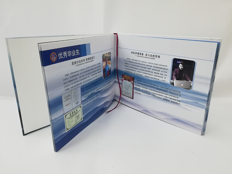 典藏學院畢業(yè)冊定制印刷內(nèi)頁顏色基調(diào)
