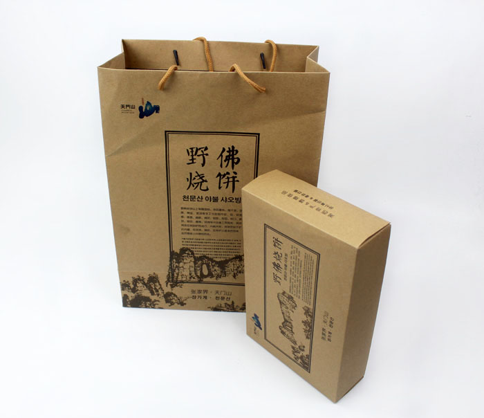 這樣原汁原味土特產(chǎn)禮品盒+手提袋套裝你也想要嗎？快來長(zhǎng)沙印刷廠日大彩印定制！