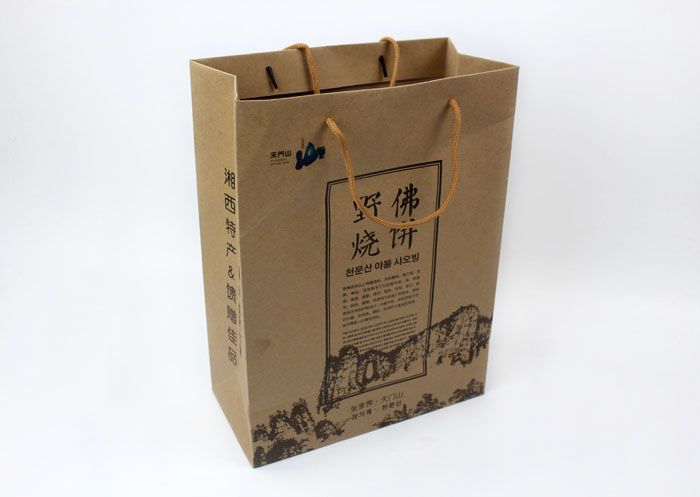 這樣原汁原味土特產(chǎn)禮品盒+手提袋套裝你也想要嗎？快來長(zhǎng)沙印刷廠日大彩印定制！